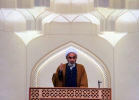 وجود نیرنگ در بازار از رفتار علوی به دور است