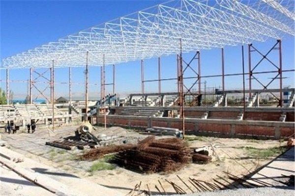 مصوبات سفرهای استانی دولت به تنگستان نیمه کاره رها شده است مصوبات سفرهای استانی دولت به تنگستان نیمه کاره رها شده است