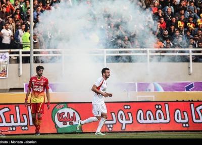 لیگ برتر فوتبال، فزونی فولاد خوزستان در نیمه نخست دیدار مقابل پرسپولیس