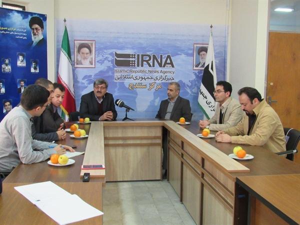 بازدید مدیرکل میراث فرهنگی کردستان از دفتر خبرگزاری ایرنا در سنندج بازدید مدیرکل میراث فرهنگی کردستان از دفتر خبرگزاری ایرنا در سنندج