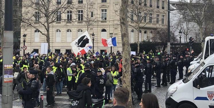 معترضان فرانسوی برای هفدهمین شنبه متوالی به خیابان ها آمدند