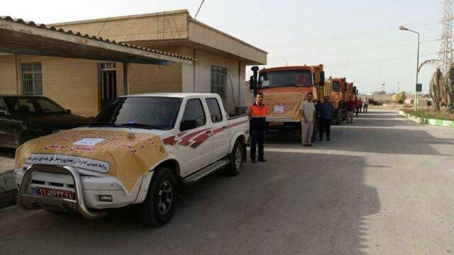 اعزام 4 دستگاه کامیون از شهرداری بندر بوشهر به مناطق سیل زده خوزستان