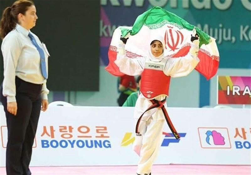 تکواندو قهرمانی دنیا، کار بزرگ مهلا مومن زاده با صعود به دیدار نهایی، دختر 17 ساله تکواندو ایران در راستا کیمیا علیزاده