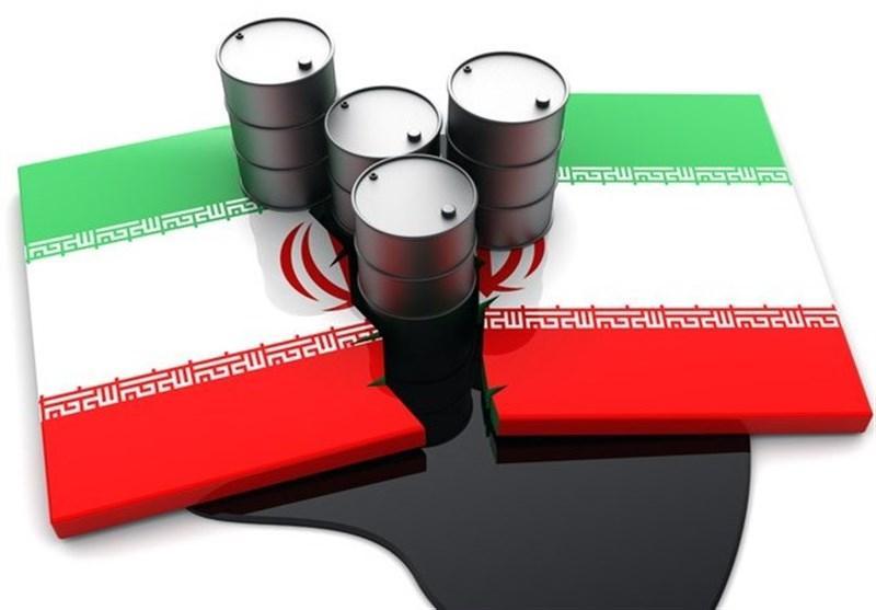 وال استریت ژورنال: آمریکا برای بعضی مشتریان نفت ایران معافیت محدود قائل می گردد