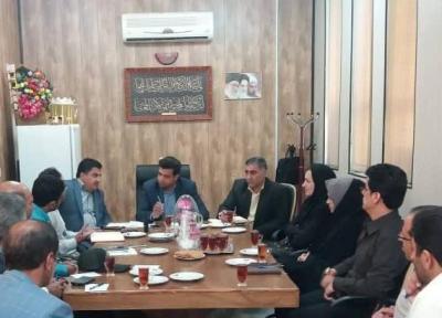خبرنگاران برطرف معضلات بهداشتی در بخش اشترینان نیازمند عزم همگانی است