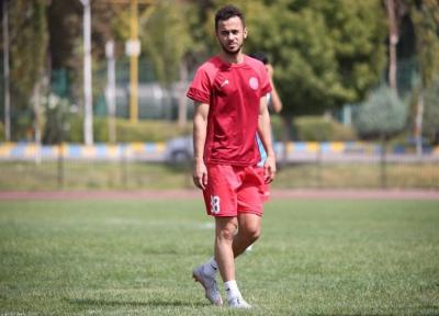 بازیکن پیشین پرسپولیس شاگرد جواد نکونام شد