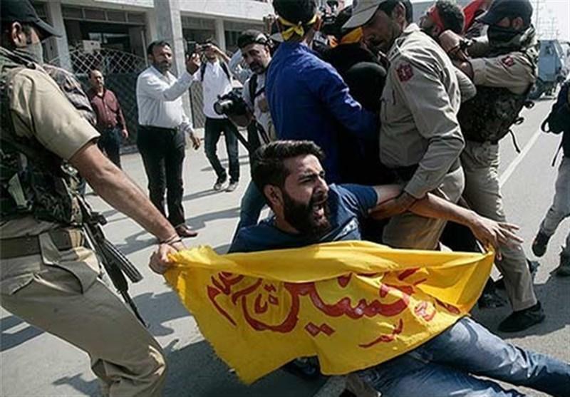 سرکوب شدید عزاداران حسینی در کشمیر توسط نظامیان هندی سرکوب شدید عزاداران حسینی در کشمیر توسط نظامیان هندی