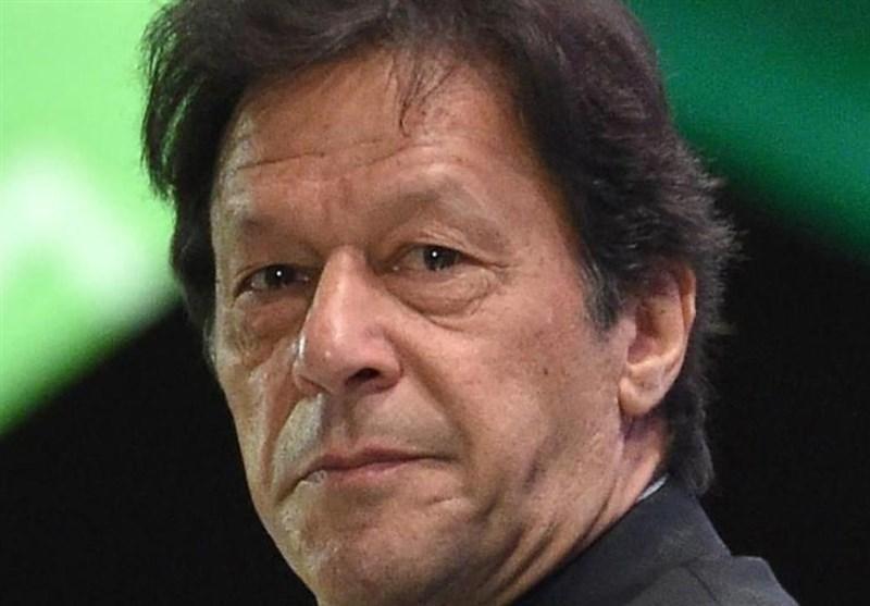 عمران خان از پایان مسائل اقتصادی در پاکستان خبر داد