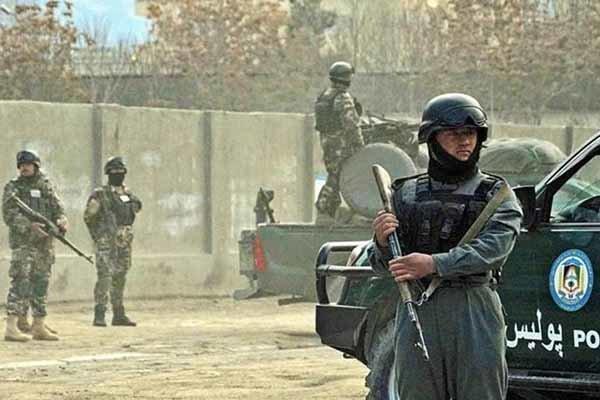 6 پلیس افغانستان بر اثر انفجار بمب کشته و زخمی شدند