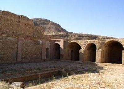 واگذاری قلعه تاریخی کنجانچم شهرستان مهران به بخش خصوصی