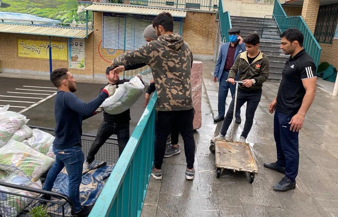 حمایت کشتی گیران تهرانی از خانواده های بدون پس انداز
