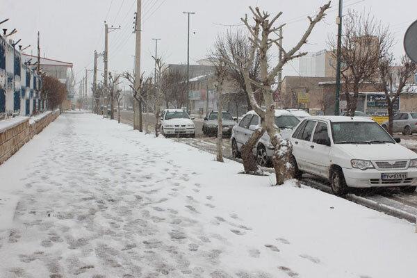 ادامه بارندگی برف و یخبندان در خلخال ادامه بارندگی برف و یخبندان در خلخال