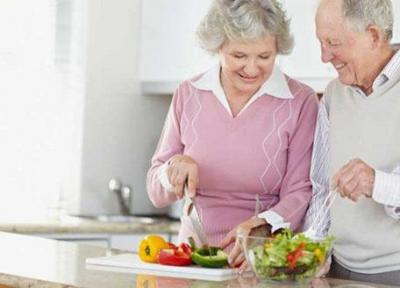 راهکارهایی برای لاغری افراد مسن و آنالیز اهمیت رژیم غذایی آنها