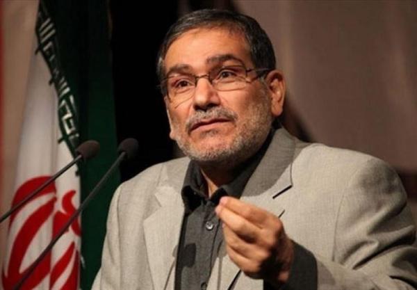 شمخانی: دوگانه ای در اجرای سیاست های نظام در میدان و دیپلماسی شمخانی: دوگانه ای در اجرای سیاست های نظام در میدان و دیپلماسی وجود ندارد